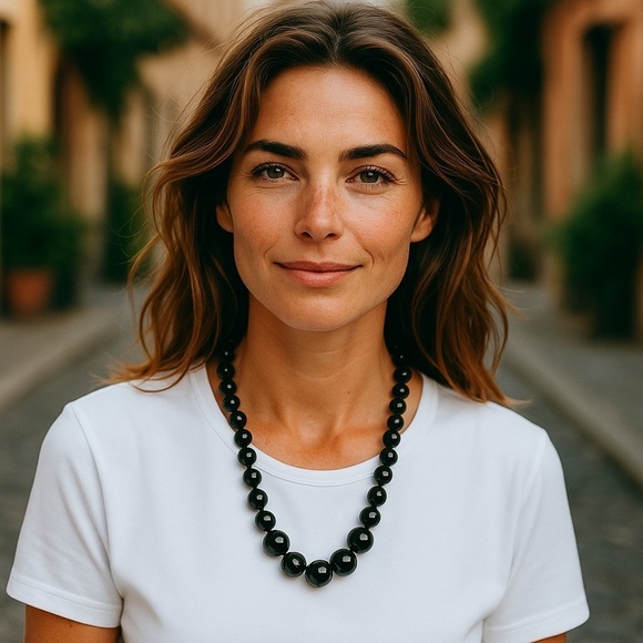 EUC Women’s Black 17” multi faceted gemstone  necklace - Picture 1 of 3